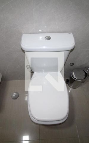Casa à venda com 250m², 3 quartos e 2 vagasBanheiro 1