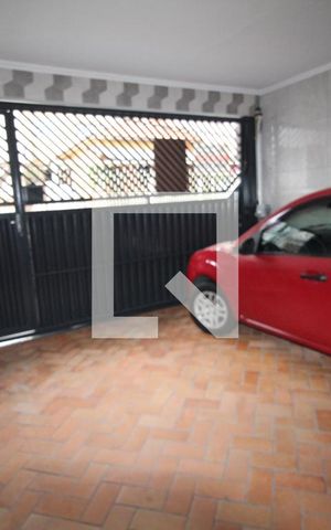 Casa à venda com 250m², 3 quartos e 2 vagasGaragem
