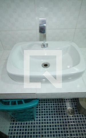 Casa à venda com 250m², 3 quartos e 2 vagasBanheiro 2