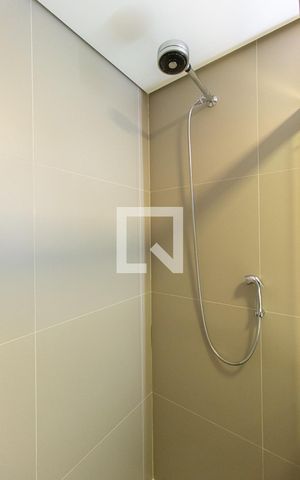 Studio para alugar com 24m², 1 quarto e sem vagaDetalhe do banheiro