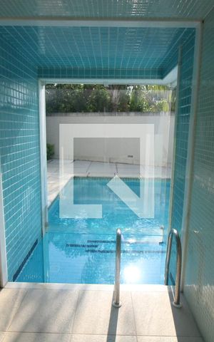 Casa à venda com 560m², 7 quartos e sem vagaSaúna