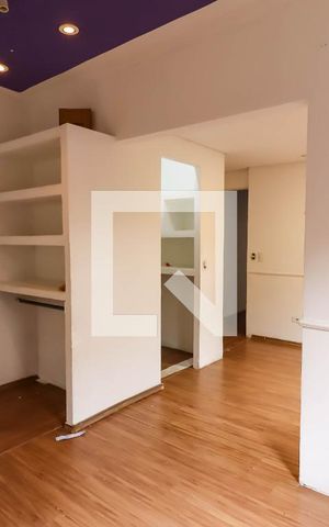 Casa para alugar com 300m², 1 quarto e sem vaga Casa para alugar com 300m², 1 quarto e sem vagaQuarto