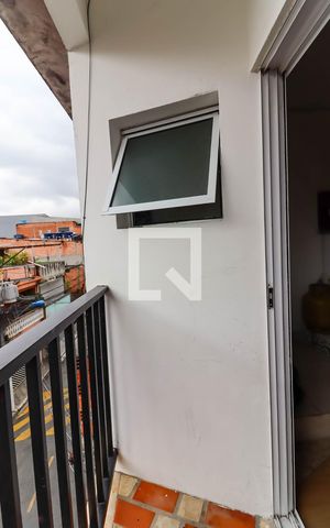 Casa para alugar com 300m², 1 quarto e sem vaga Casa para alugar com 300m², 1 quarto e sem vagaSacada