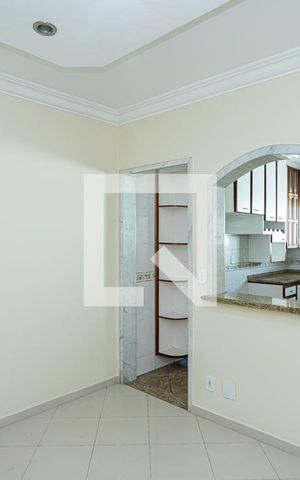 Casa à venda com 210m², 3 quartos e 2 vagas Casa à venda com 210m², 3 quartos e 2 vagasCopa