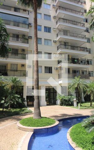 Apartamento para alugar com 85m², 3 quartos e 1 vagaFachada do bloco