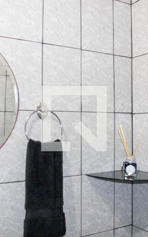 Casa à venda com 140m², 5 quartos e 3 vagas Casa à venda com 140m², 5 quartos e 3 vagasBanheiro 3