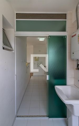 Apartamento à venda com 73m², 1 quarto e 2 vagas Apartamento à venda com 73m², 1 quarto e 2 vagasÁrea de serviço