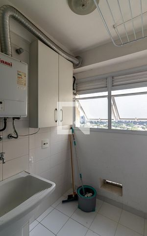 Apartamento à venda com 73m², 1 quarto e 2 vagas Apartamento à venda com 73m², 1 quarto e 2 vagasÁrea de serviço