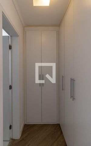 Apartamento à venda com 73m², 1 quarto e 2 vagas Apartamento à venda com 73m², 1 quarto e 2 vagasSuíte