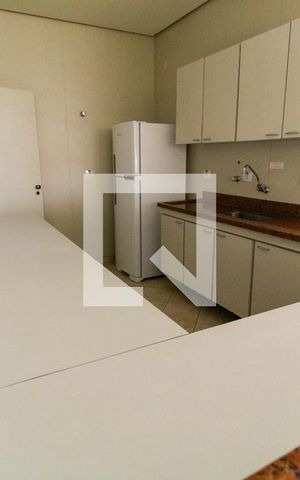 Apartamento à venda com 70m², 3 quartos e sem vagaÁrea comum - Salão de festas