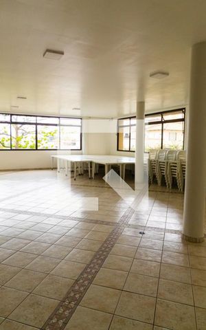 Apartamento à venda com 70m², 3 quartos e sem vagaÁrea comum - Salão de festas