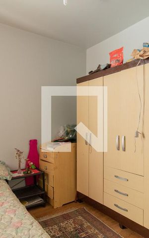 Casa à venda com 250m², 4 quartos e 3 vagas Casa à venda com 250m², 4 quartos e 3 vagasQuarto 2