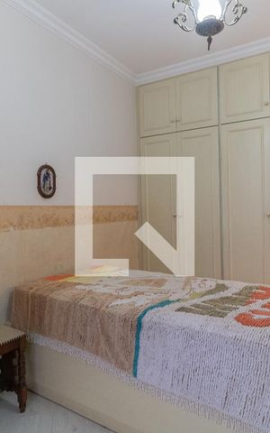 Apartamento à venda com 220m², 4 quartos e 3 vagas Apartamento à venda com 220m², 4 quartos e 3 vagasSuíte 2