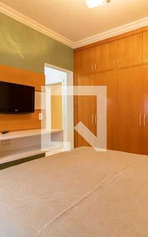 Apartamento à venda com 220m², 4 quartos e 3 vagas Apartamento à venda com 220m², 4 quartos e 3 vagasSuíte 3