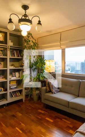 Apartamento à venda com 90m², 2 quartos e 1 vaga Apartamento à venda com 90m², 2 quartos e 1 vagaSala