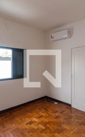 Casa à venda com 170m², 3 quartos e 2 vagas Casa à venda com 170m², 3 quartos e 2 vagasQuarto 2