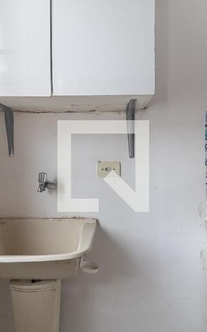 Casa para alugar com 40m², 1 quarto e sem vaga Casa para alugar com 40m², 1 quarto e sem vagaLavanderia