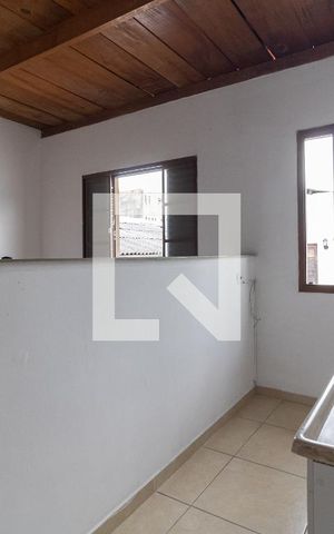 Casa para alugar com 40m², 1 quarto e sem vaga Casa para alugar com 40m², 1 quarto e sem vagaCozinha