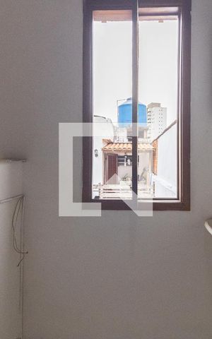 Casa para alugar com 40m², 1 quarto e sem vaga Casa para alugar com 40m², 1 quarto e sem vagaLavanderia
