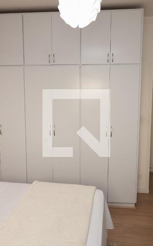 Casa à venda com 176m², 2 quartos e 3 vagas Casa à venda com 176m², 2 quartos e 3 vagasQuarto