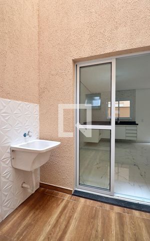 Apartamento à venda com 70m², 2 quartos e 1 vagaÁrea de Serviço