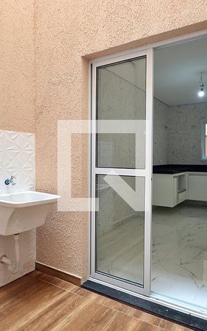 Apartamento à venda com 70m², 2 quartos e 1 vagaÁrea de Serviço