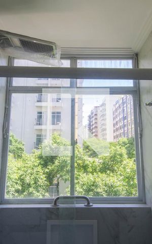 Apartamento para alugar com 46m², 1 quarto e sem vagaBanheiro
