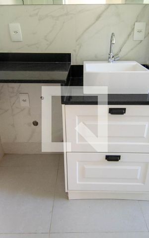 Apartamento para alugar com 46m², 1 quarto e sem vagaBanheiro