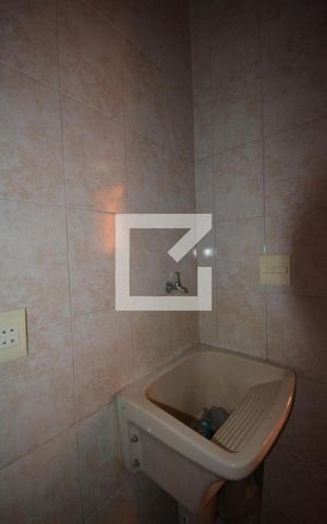Casa de condomínio à venda com 300m², 5 quartos e 5 vagasÁrea de Serviço