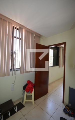 Casa de condomínio à venda com 300m², 5 quartos e 5 vagasCloset
