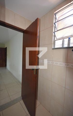 Casa de condomínio à venda com 300m², 5 quartos e 5 vagasBanheiro da suite 2