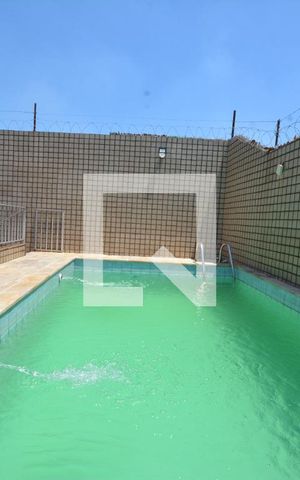 Casa de condomínio à venda com 300m², 5 quartos e 5 vagasPiscina