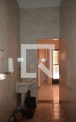Casa de condomínio à venda com 300m², 5 quartos e 5 vagasÁrea de Serviço