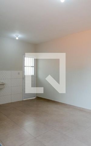 Casa para alugar com 60m², 2 quartos e sem vaga Casa para alugar com 60m², 2 quartos e sem vagaSala/Cozinha