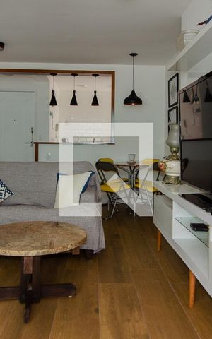 Apartamento à venda com 90m², 3 quartos e 2 vagas Apartamento à venda com 90m², 3 quartos e 2 vagasSala
