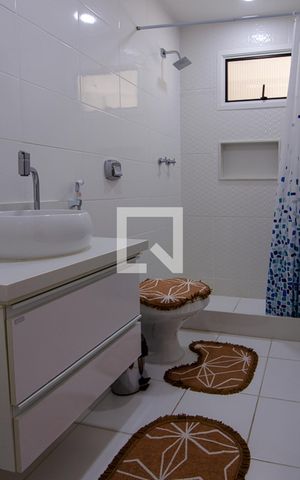 Apartamento à venda com 90m², 3 quartos e 2 vagas Apartamento à venda com 90m², 3 quartos e 2 vagasBanheiro