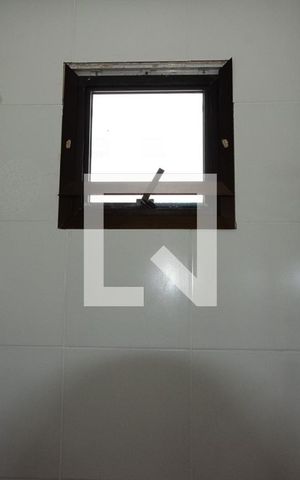 Apartamento à venda com 90m², 3 quartos e 2 vagas Apartamento à venda com 90m², 3 quartos e 2 vagasBanheiro