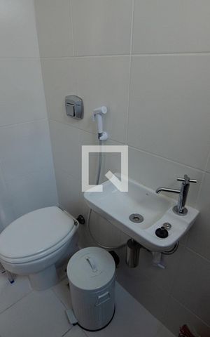 Apartamento à venda com 90m², 3 quartos e 2 vagas Apartamento à venda com 90m², 3 quartos e 2 vagasBanheiro