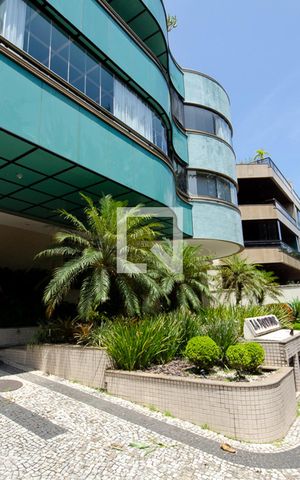 Apartamento à venda com 90m², 3 quartos e 2 vagas Apartamento à venda com 90m², 3 quartos e 2 vagasÁrea comum