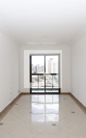 Apartamento para alugar com 76m², 3 quartos e 2 vagasSala
