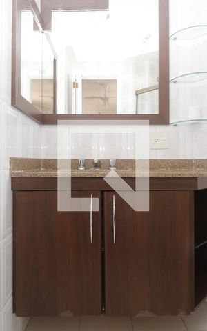 Apartamento para alugar com 76m², 3 quartos e 2 vagasBanheiro da Suíte