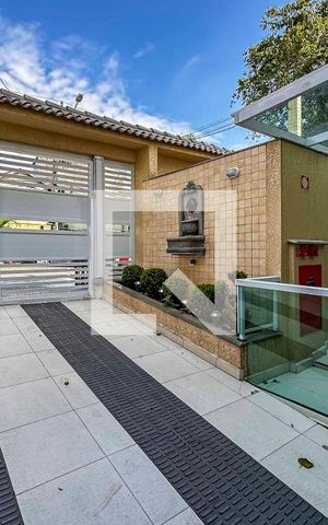 Apartamento à venda com 94m², 2 quartos e 2 vagas Apartamento à venda com 94m², 2 quartos e 2 vagasGaragem