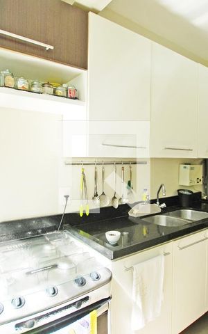 Apartamento para alugar com 78m², 3 quartos e sem vagaCozinha
