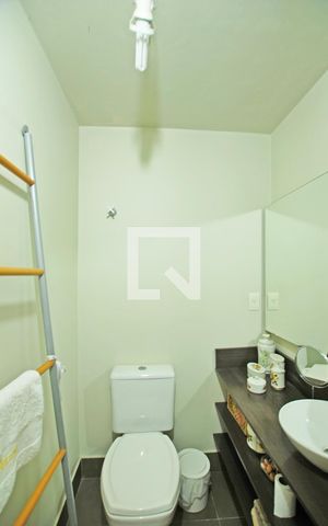 Apartamento para alugar com 78m², 3 quartos e sem vagaBanheiro