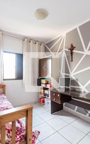 Casa à venda com 217m², 3 quartos e 5 vagas Casa à venda com 217m², 3 quartos e 5 vagasQuarto 3