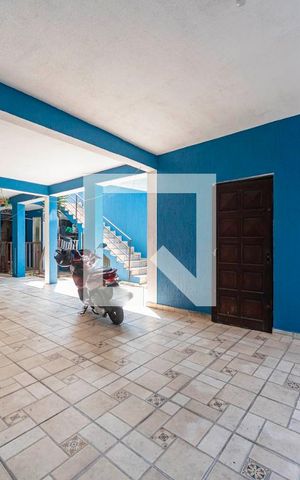 Casa à venda com 217m², 3 quartos e 5 vagas Casa à venda com 217m², 3 quartos e 5 vagasGaragem