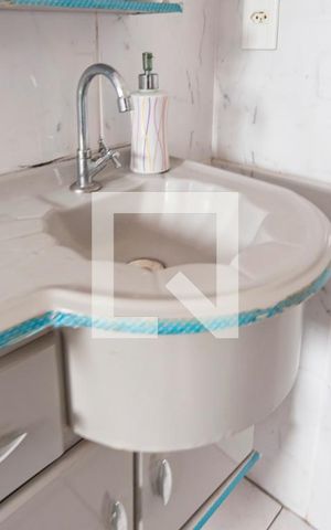 Casa à venda com 217m², 3 quartos e 5 vagas Casa à venda com 217m², 3 quartos e 5 vagasPia
