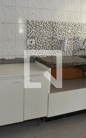 Casa à venda com 65m², 3 quartos e 2 vagasCozinha