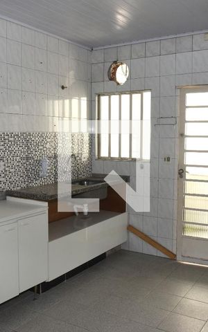 Casa à venda com 65m², 3 quartos e 2 vagasCozinha