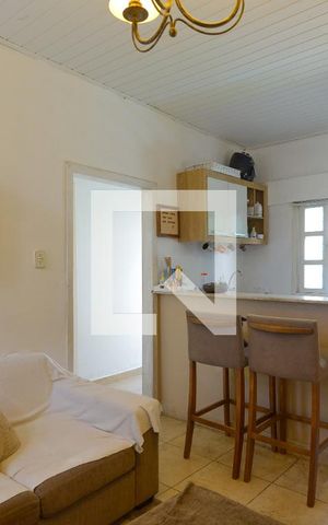 Casa à venda com 180m², 4 quartos e 4 vagas Casa à venda com 180m², 4 quartos e 4 vagasCozinha 2 / Copa